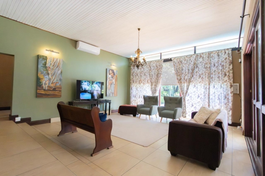 5 Bedroom Property for Sale in Protea Park North West